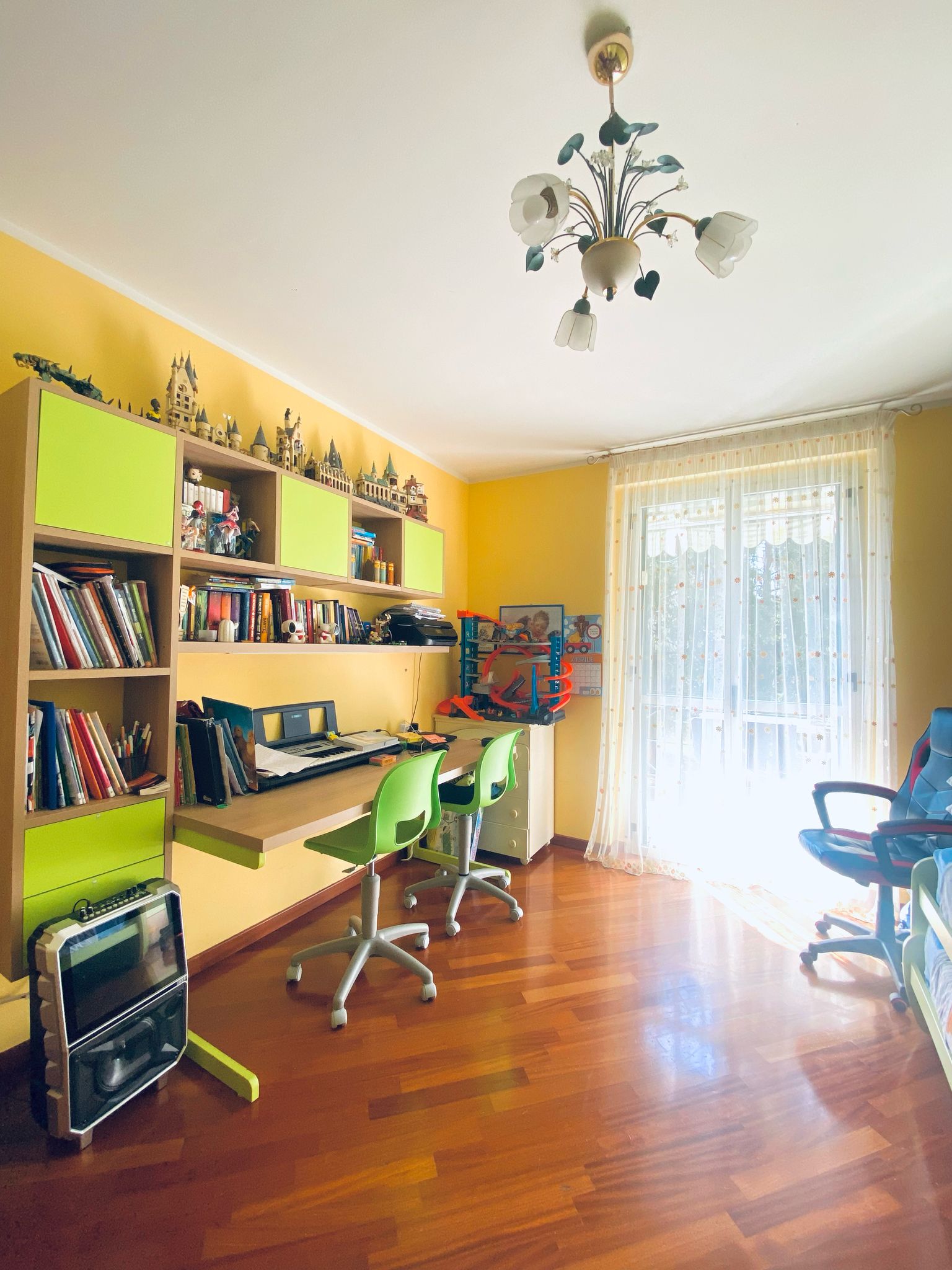 Vendita Appartamento Quadrilocale a Follo,  (SP) - F380