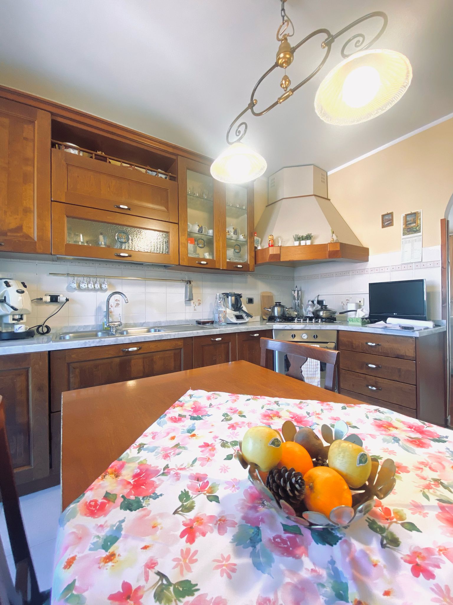 Vendita Appartamento Quadrilocale a Follo,  (SP) - F380