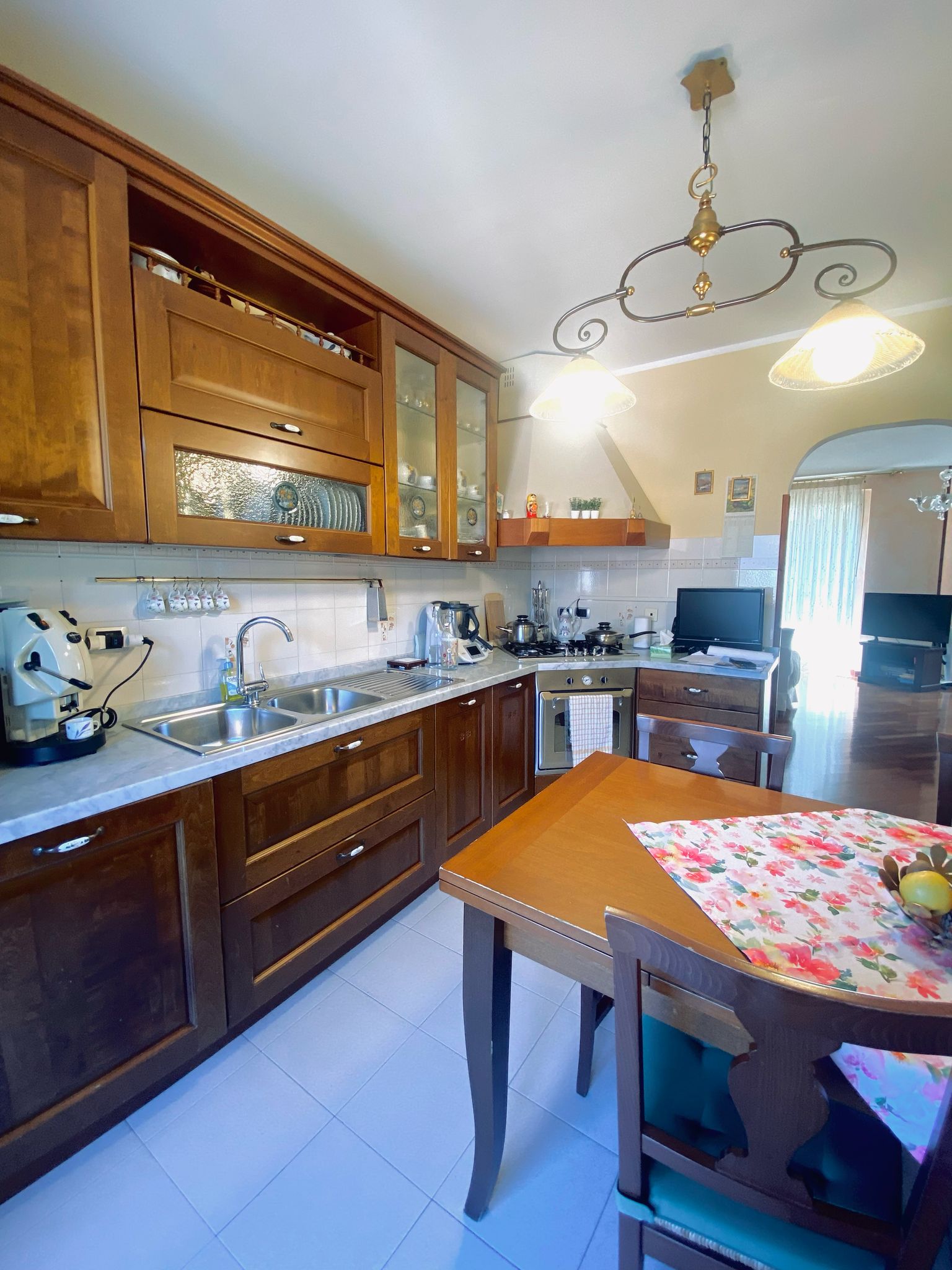 Vendita Appartamento Quadrilocale a Follo,  (SP) - F380