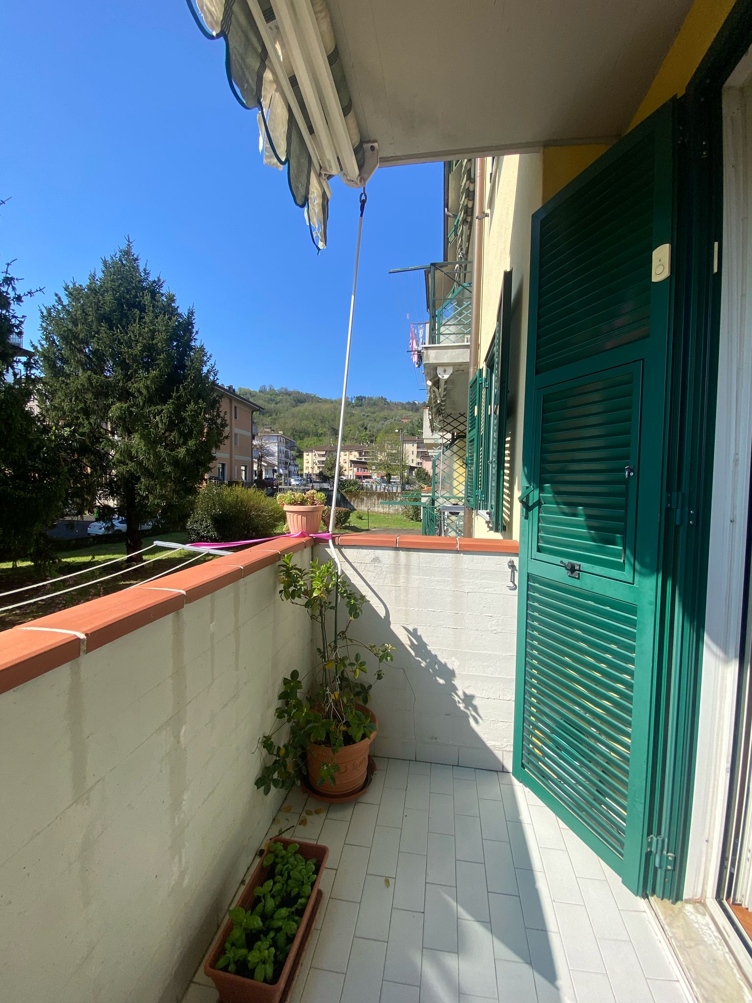 Vendita Appartamento Quadrilocale a Follo,  (SP) - F380