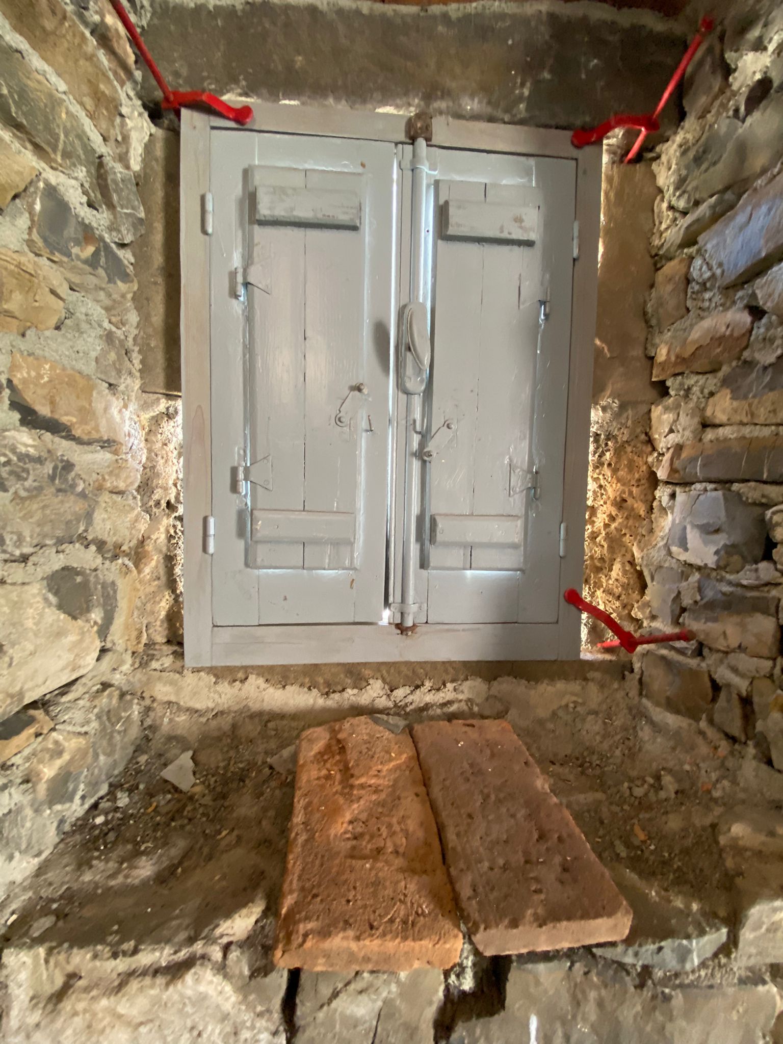 Semindipendente in sasso