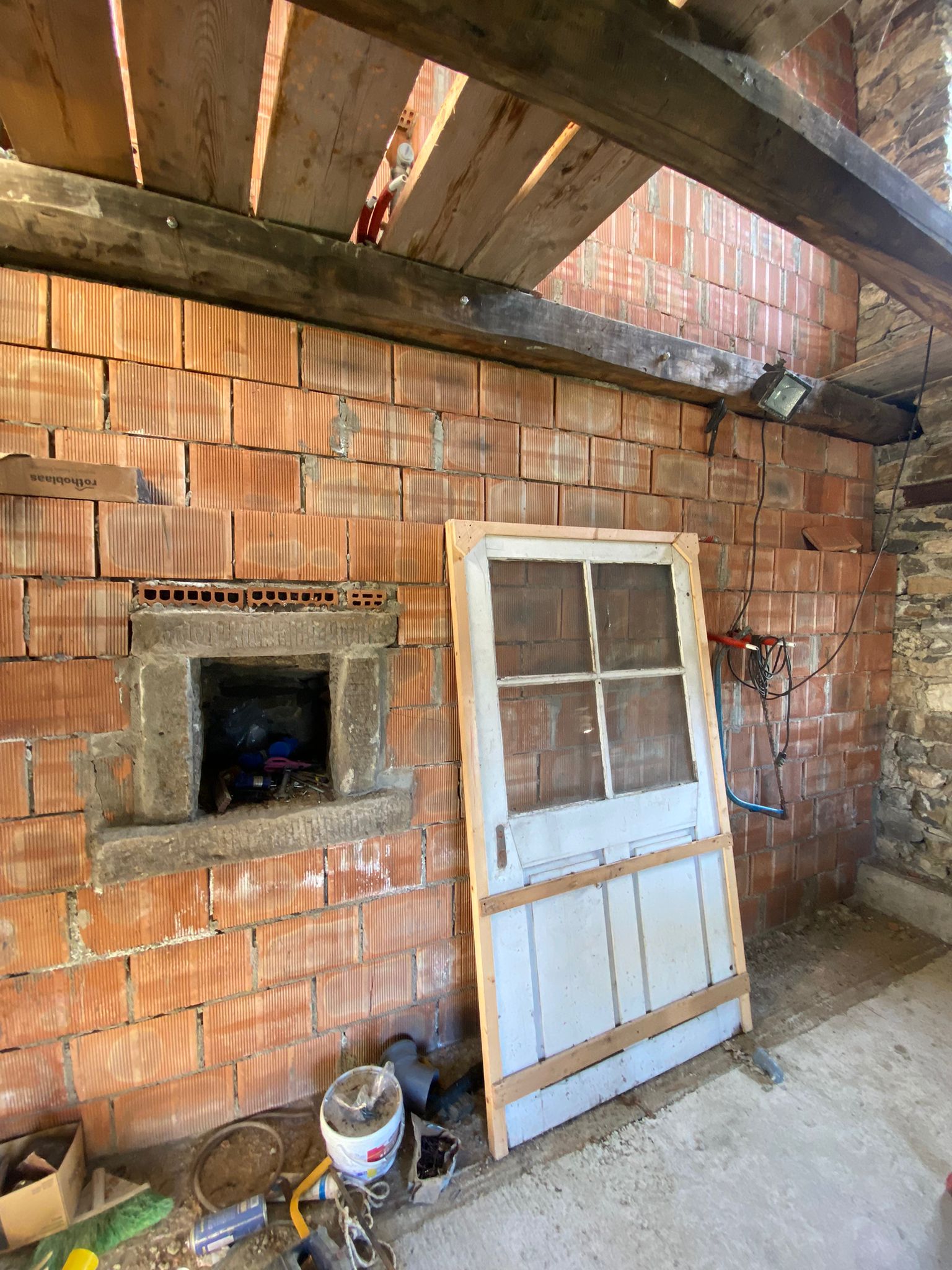 Semindipendente in sasso