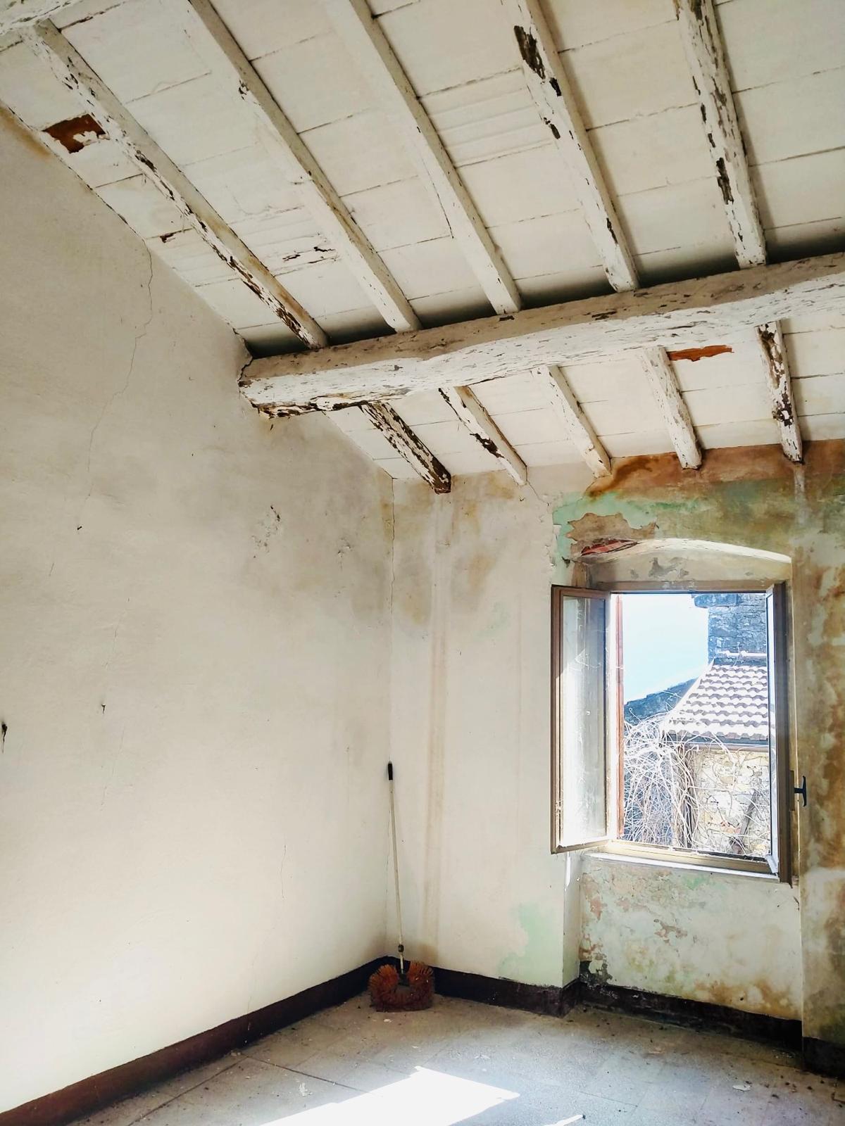 Vuoi ristrutturare una casa di charme nel cuore della Lunigiana?