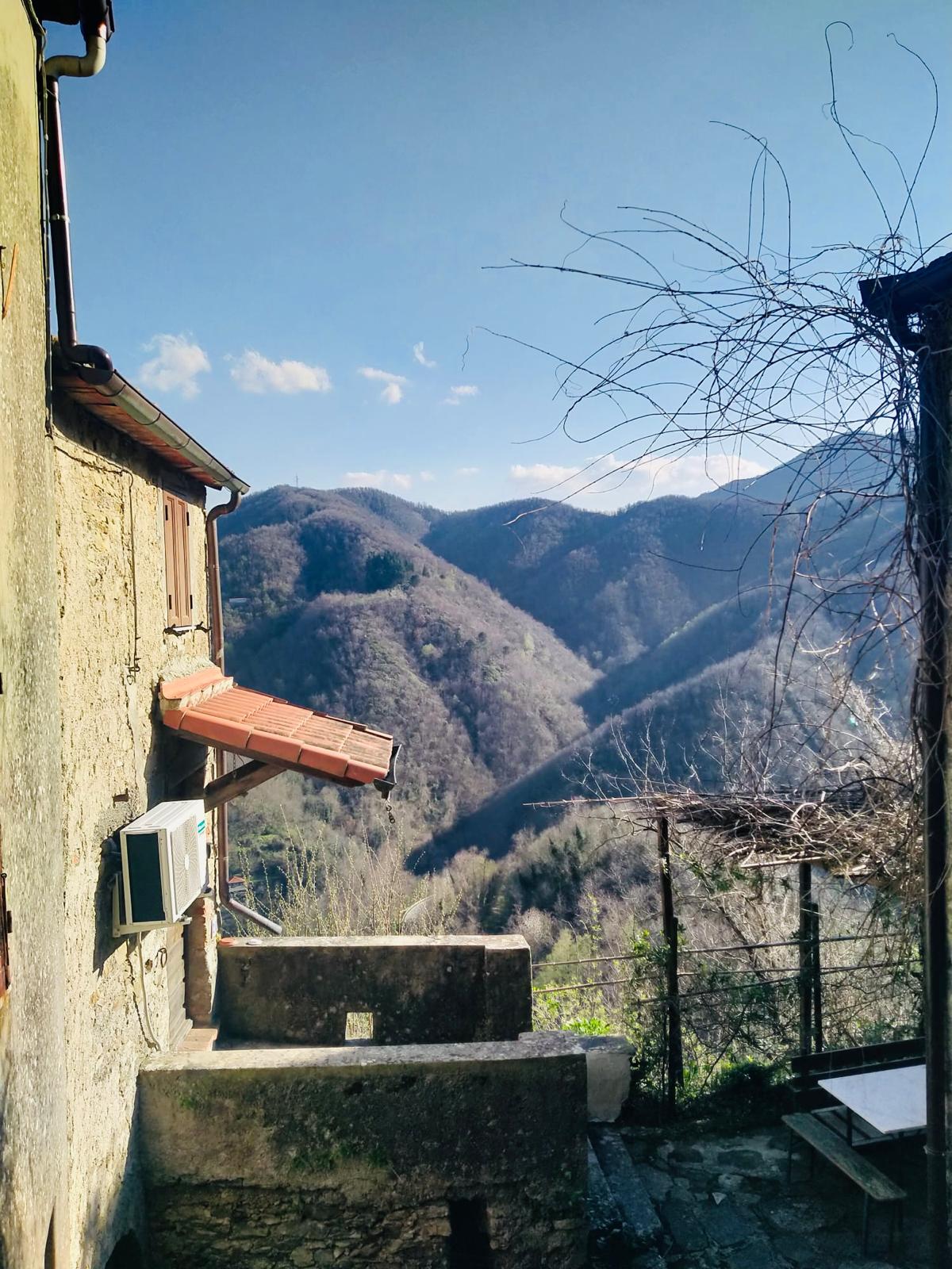Vuoi ristrutturare una casa di charme nel cuore della Lunigiana?