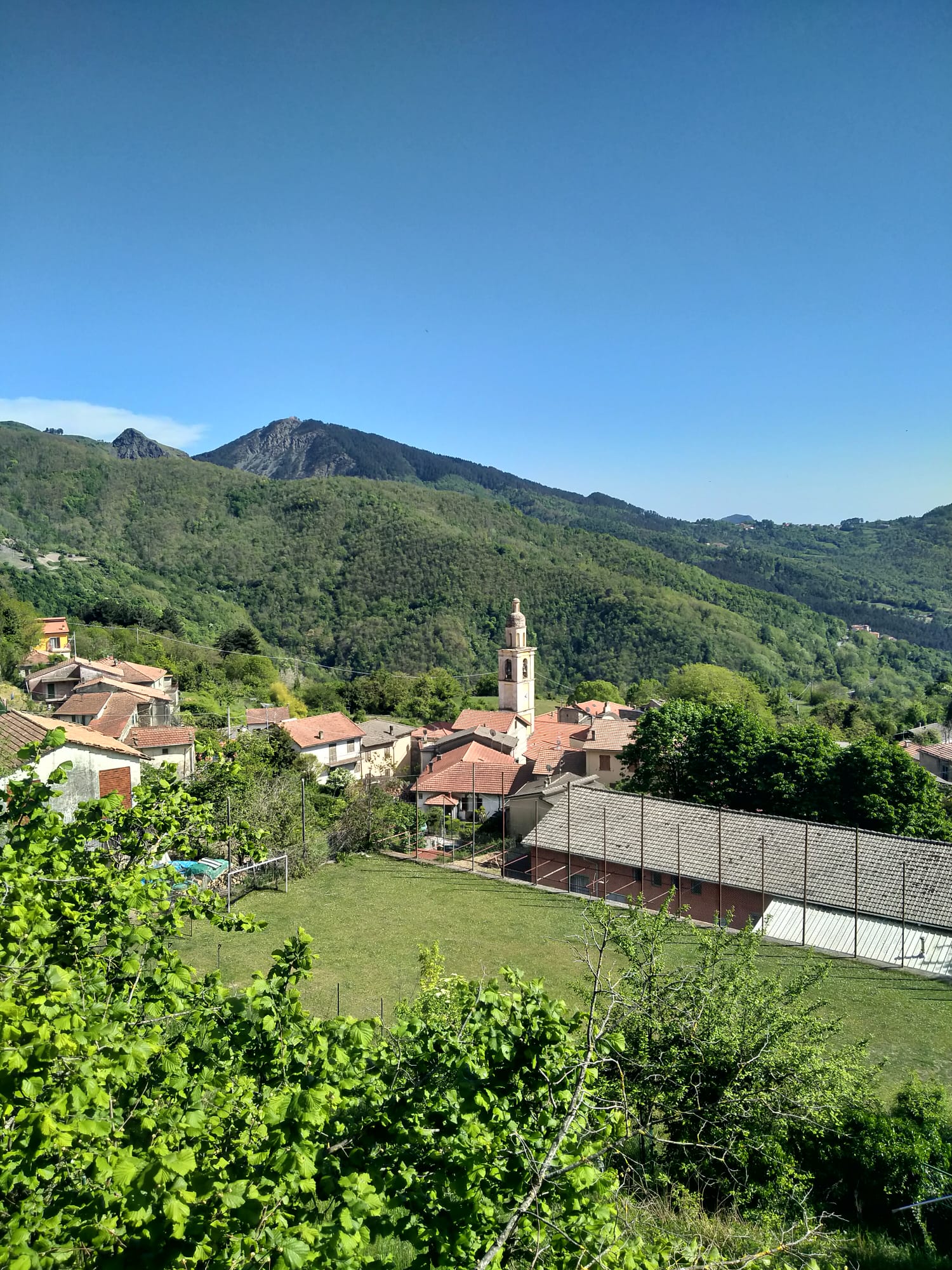 TORPIANA – ALTA VAL DI VARA Una casa felice immersa nella natura